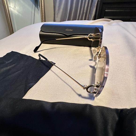 CARTIER
Gold 'C de Cartier' Sunglasses - Picture 4 of 8